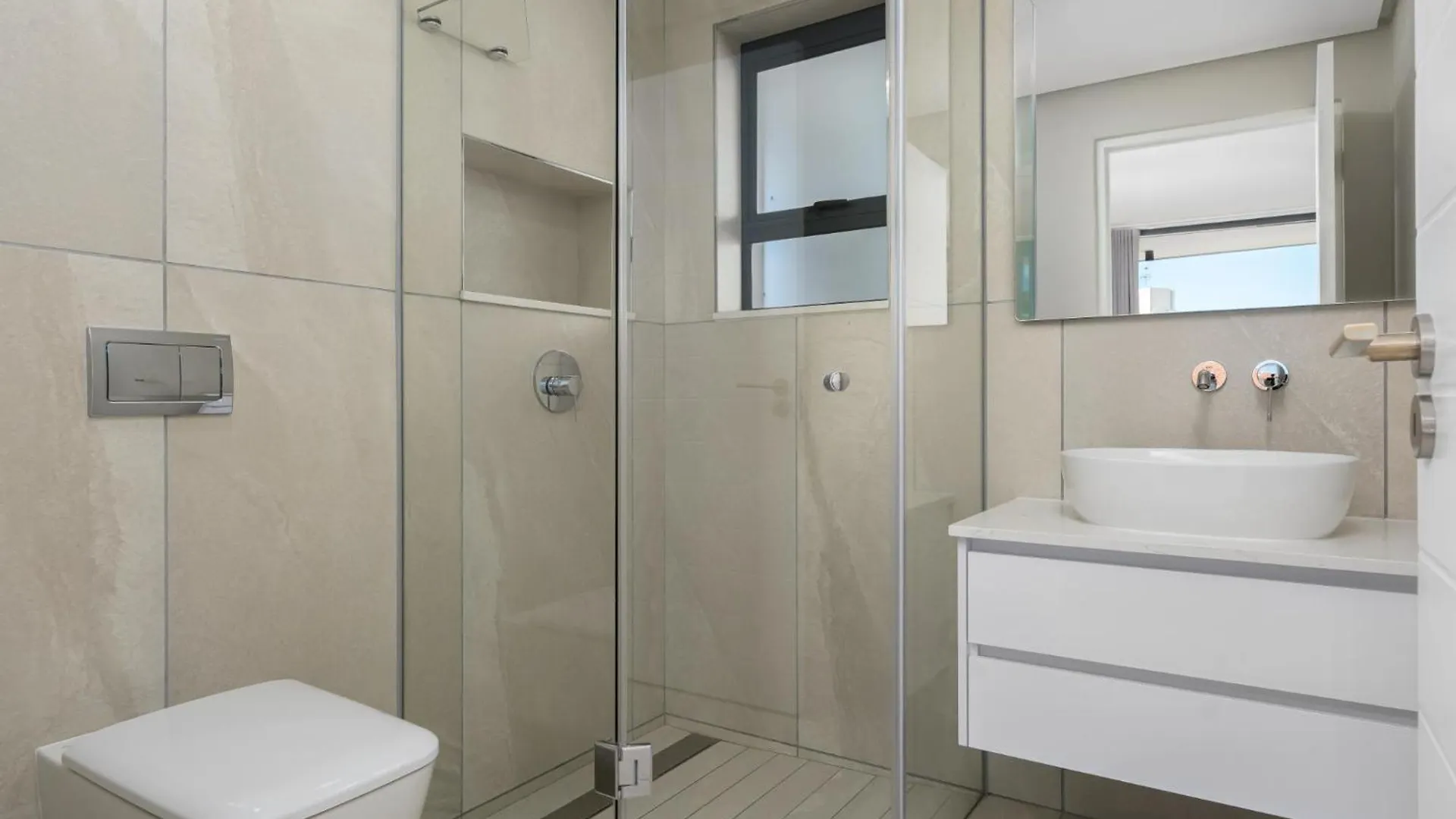 Central Secure Modern Studio W Views Bantry Pad Cape Town Apartment