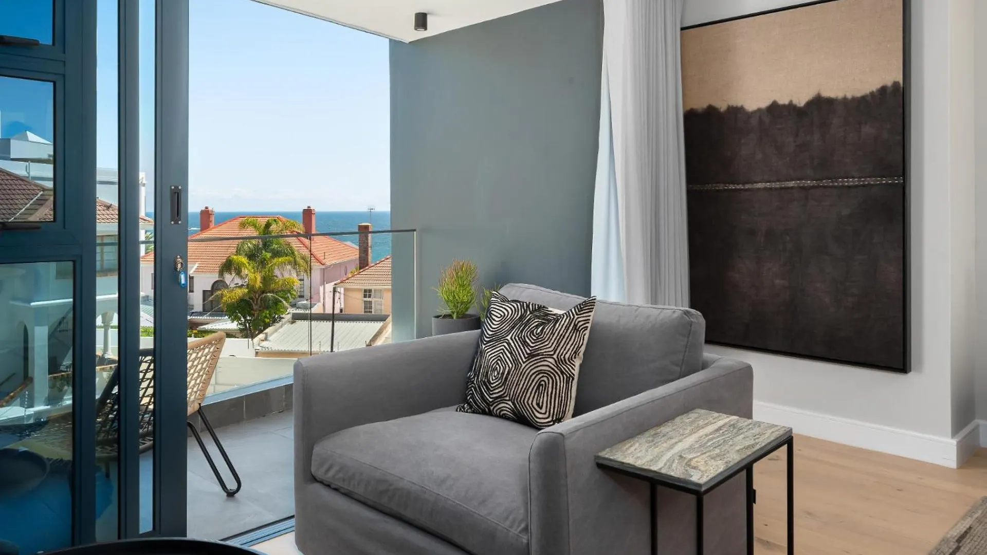 Central Secure Modern Studio W Views Bantry Pad Cape Town Apartment